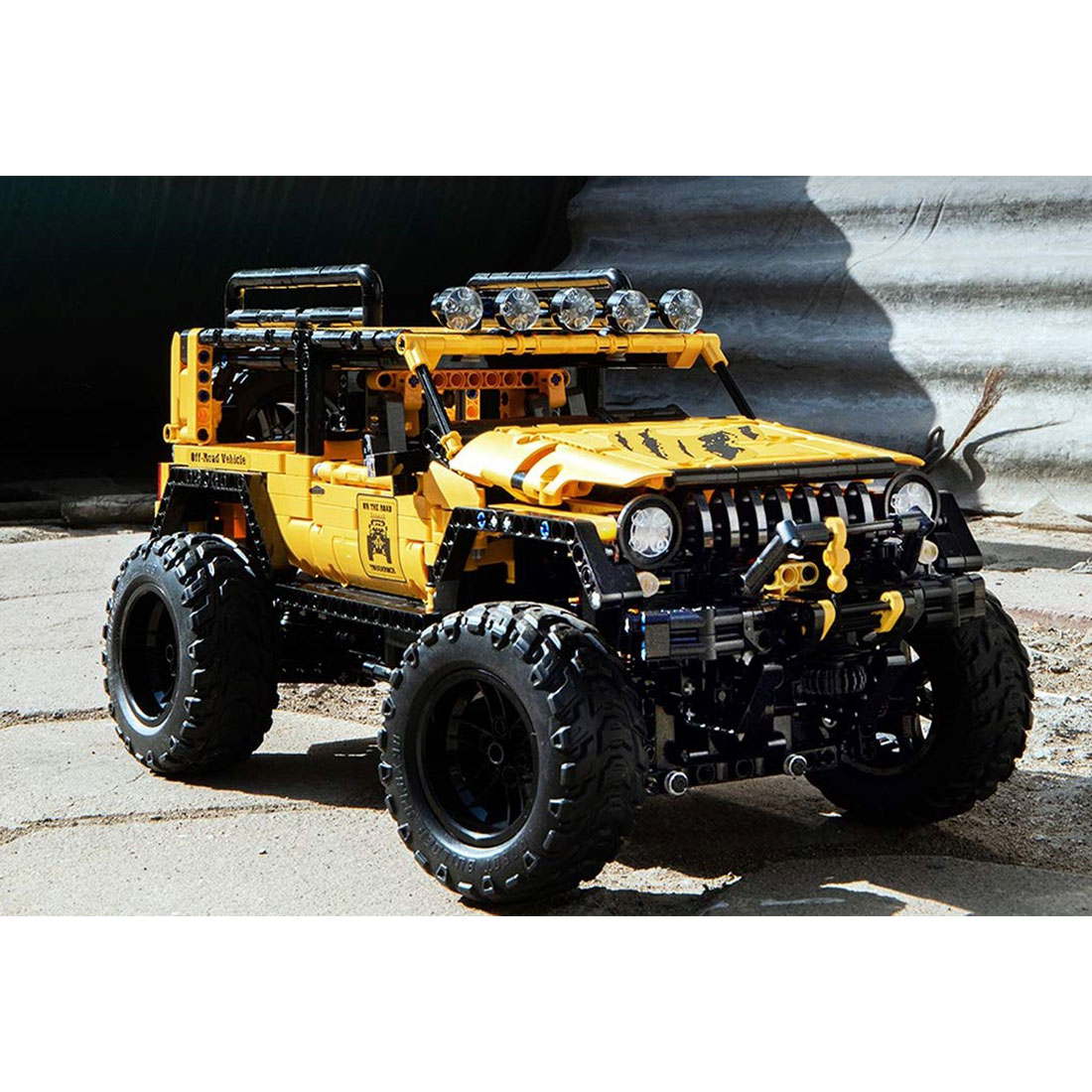 Конструктор, ONEBOT, OBJEP92AIQI, Building Block Off-Road Vehicle- Explorer, 14+, 1600+ деталей, ABS